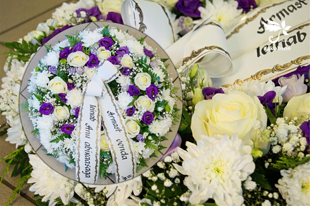 Matusepärg täislilledest Matuseparg T9 1024x682 - Matusepärg täislilledest